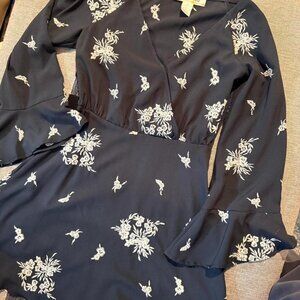 Like New Mimi Chica (Anthropologie) Navy Mini Dress Bell Sleeve Size XS